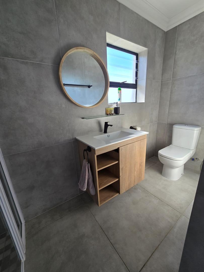 To Let 3 Bedroom Property for Rent in Dana Bay Western Cape